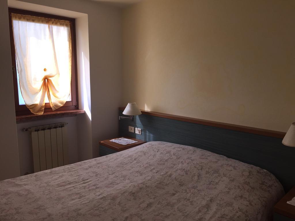 Appartamenti Casa Palazzina Malcesine Ngoại thất bức ảnh